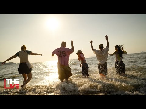 휘인(Whee In) - coco water MV